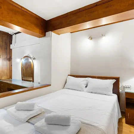 بيت للعطل Spitatsi - With Yard *