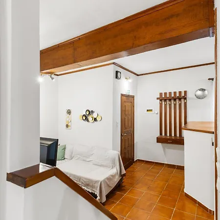 Spitatsi - House With Yard Casa vacanze *