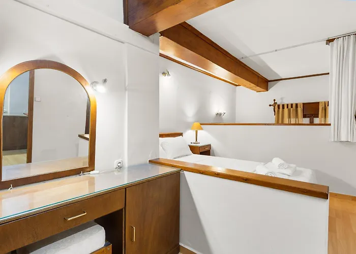 Spitatsi - With Yard Chania (Crete)